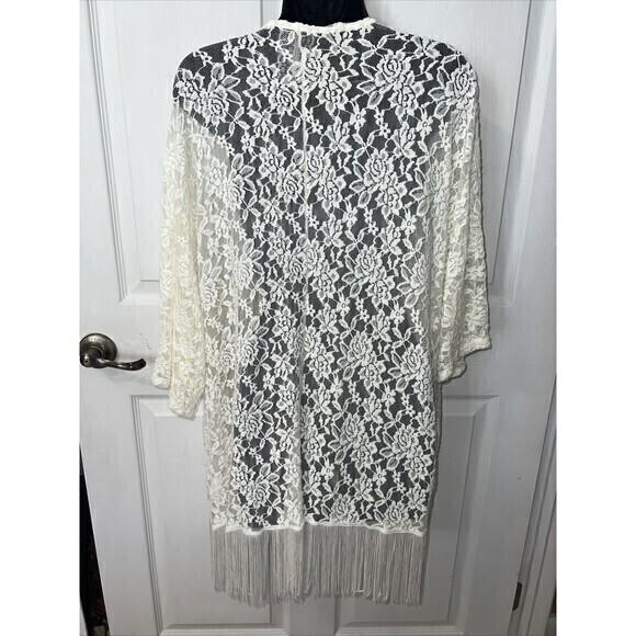 Mauve Lace Crocheted 3/4‎ Sleeve Size XL Fringed Bottom Open Front Cover-up - Picture 3 of 7